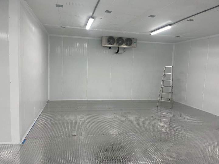 Industrial air conditioning services Montreal